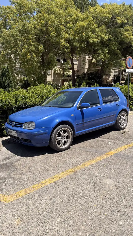 Volkswagen Golf 1.9TDI Conceptline, foto 2