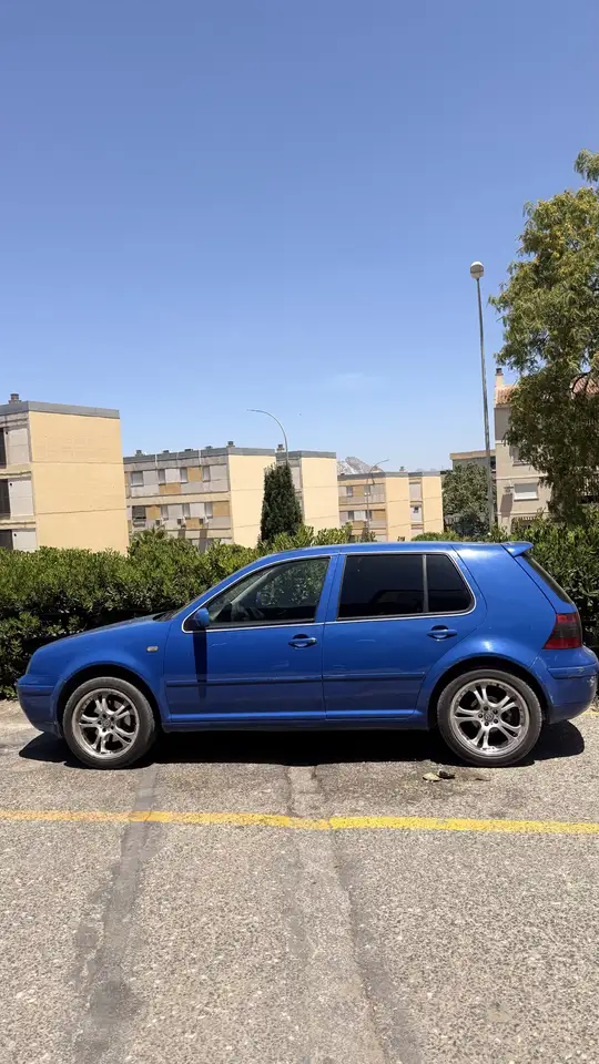 Volkswagen Golf 1.9TDI Conceptline, foto 1
