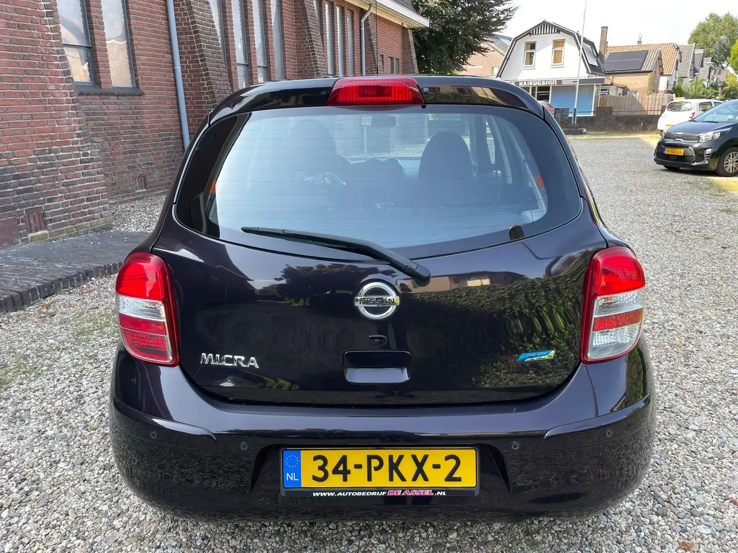 Nissan Micra 1.2 Tekna Burdeos - 2