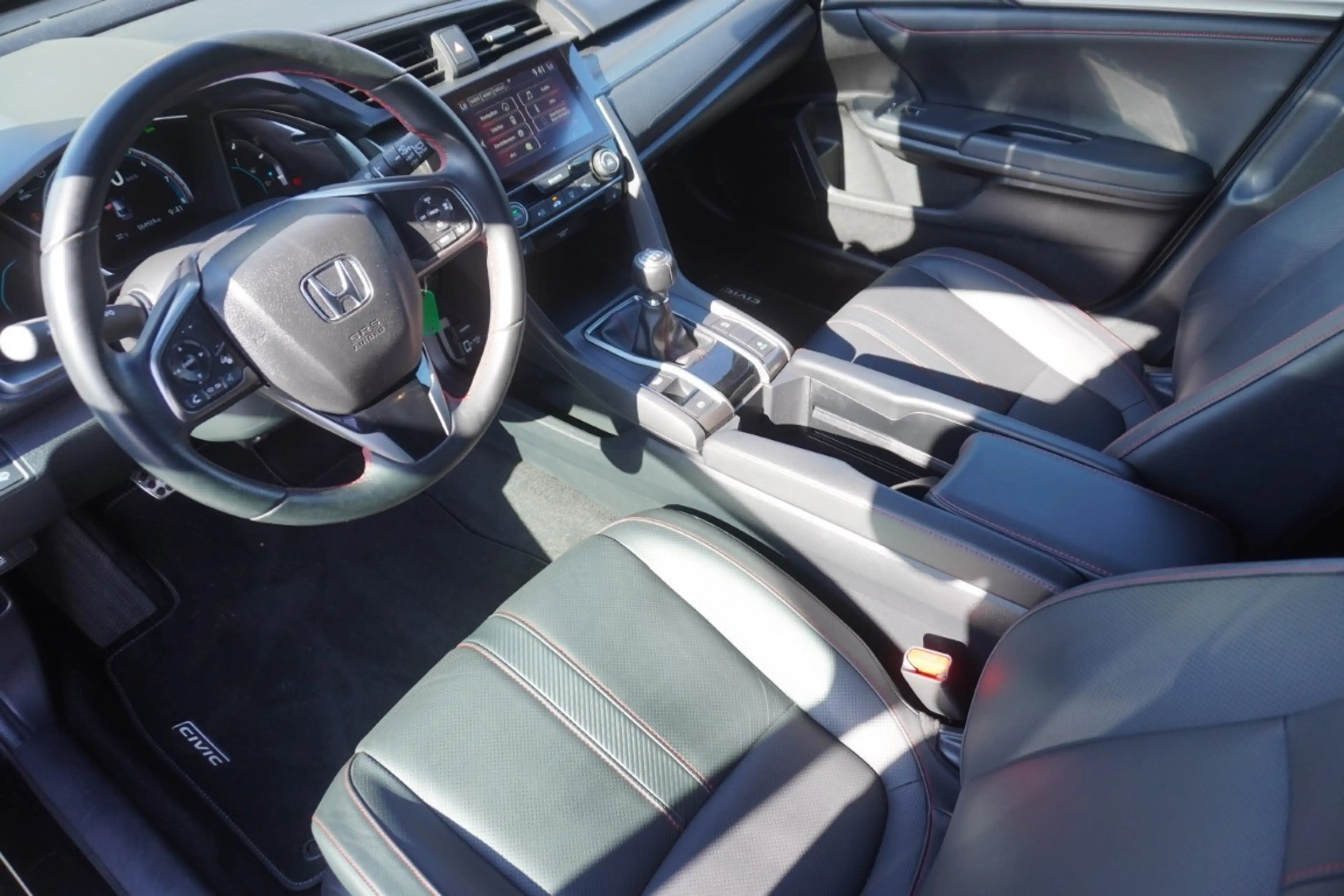 Honda Civic 1.0 Dynamic Limited Edition Navi ACC Leder — photo 9
