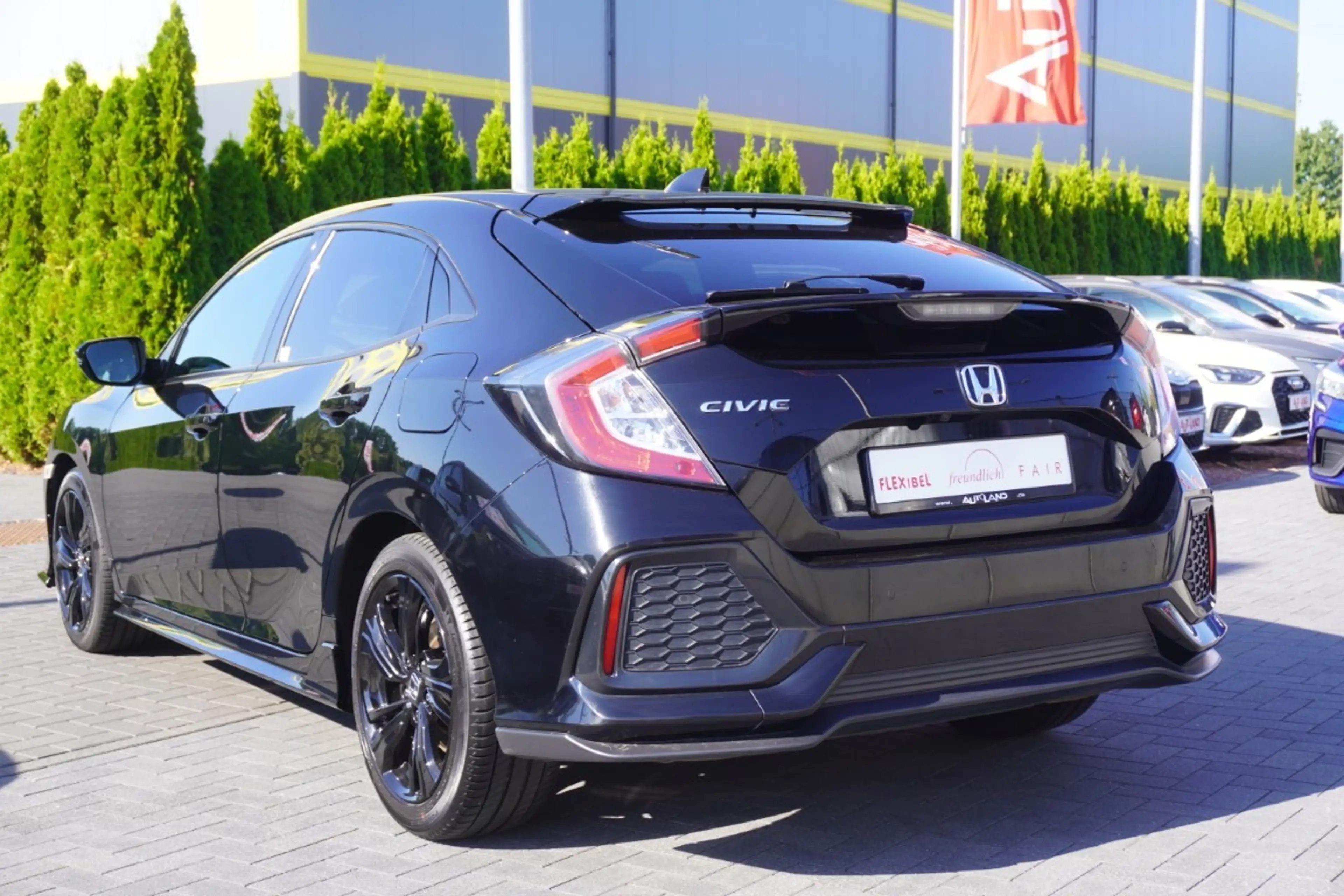 Honda Civic 1.0 Dynamic Limited Edition Navi ACC Leder — photo 3