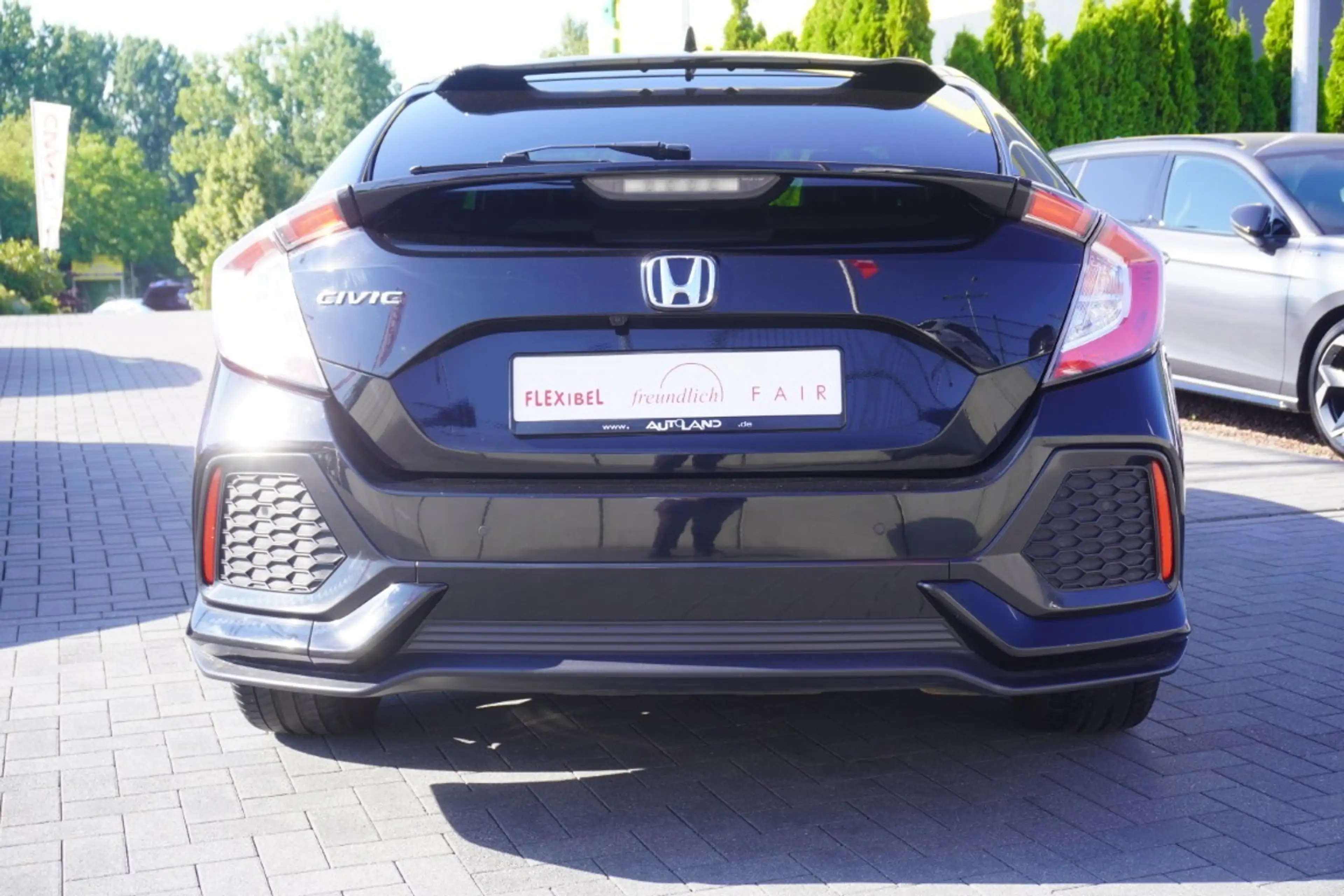 Honda Civic 1.0 Dynamic Limited Edition Navi ACC Leder — photo 4