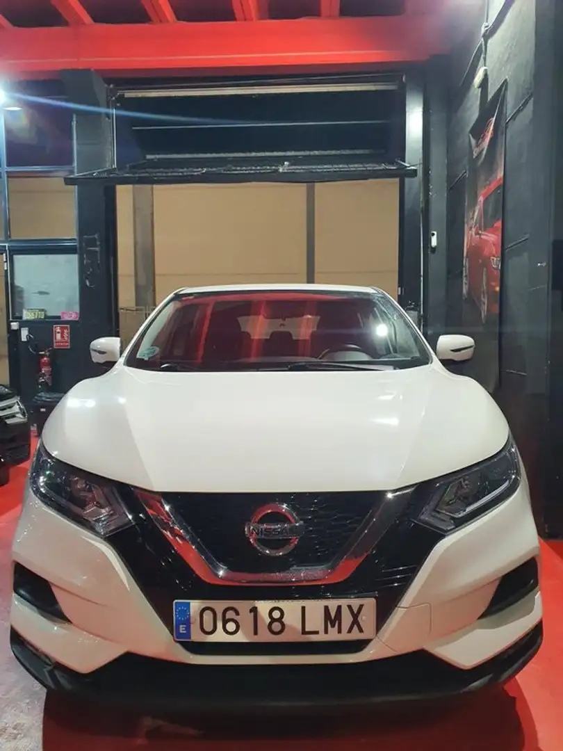 Nissan Qashqai DIG-T 103 kW (140 CV) E6D ACENTA Blanc - 2