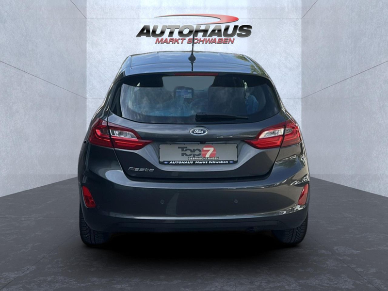 Ford Fiesta Titanium Bluetooth LED Klima Einparkhilfe — photo 8