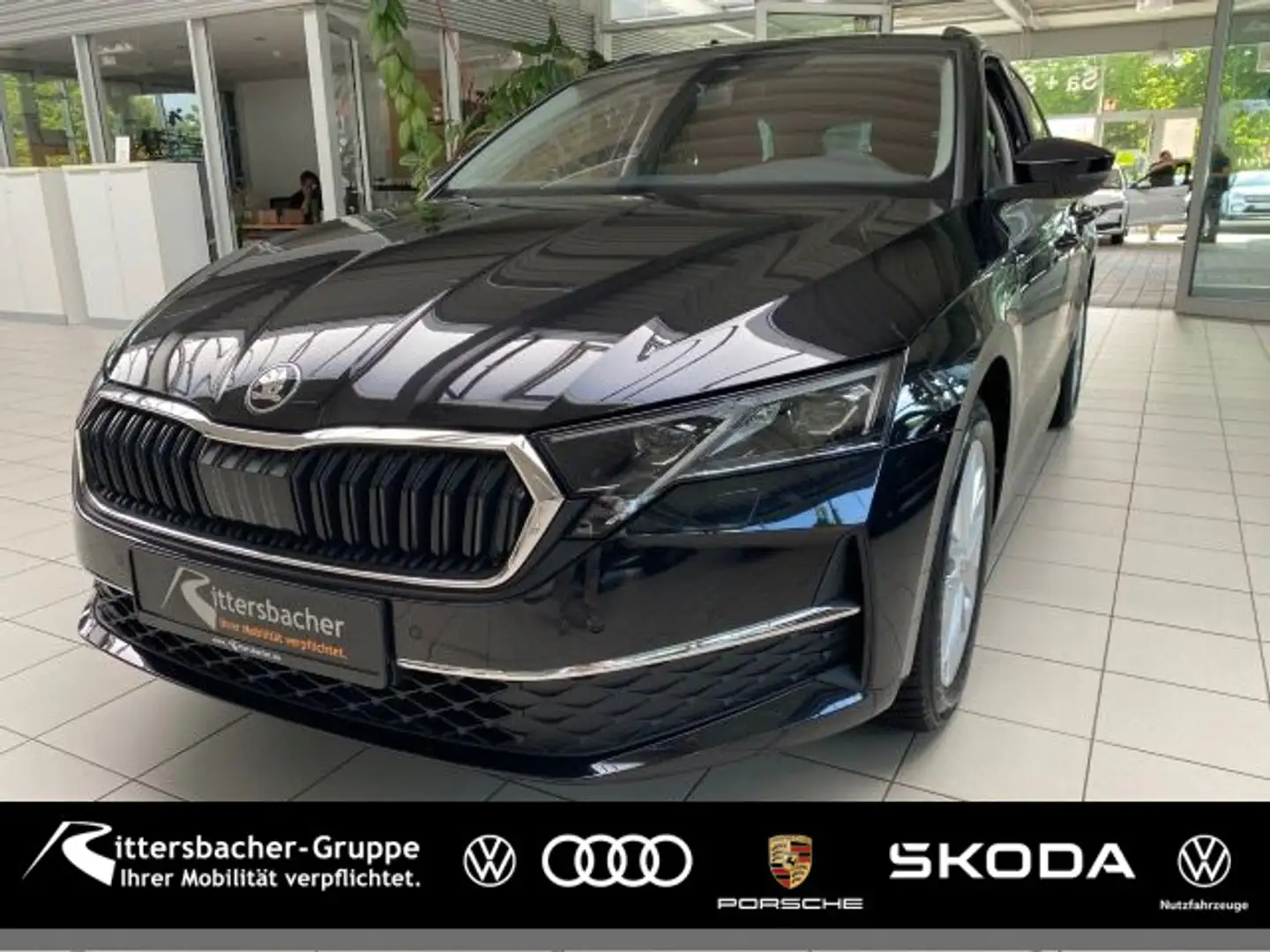 Skoda Octavia Combi 1.5 TSI DSG Selection Navi Kamera Schwarz - 1