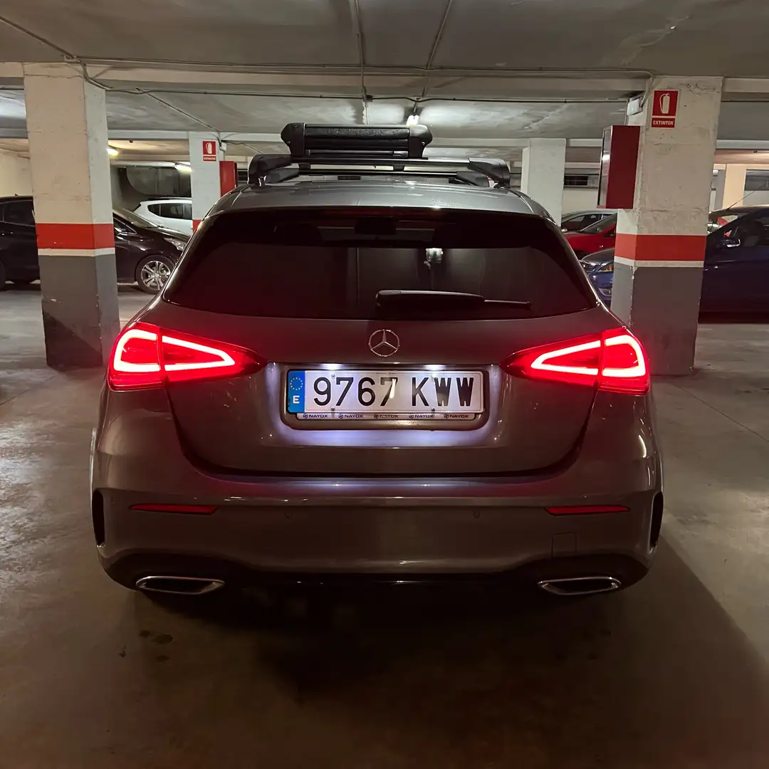Mercedes-Benz A 180 d 7G-DCT AMG Line - 2