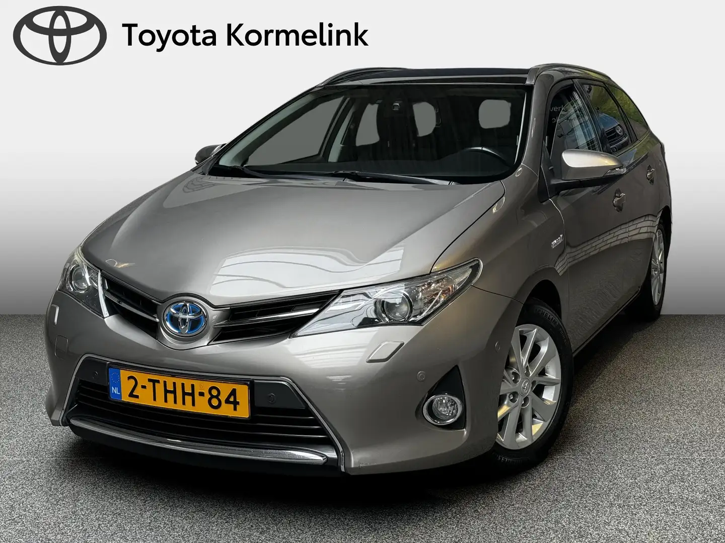 Toyota Auris Touring Sports 1.8 Hybrid Lease Pro automaat Bruin - 1