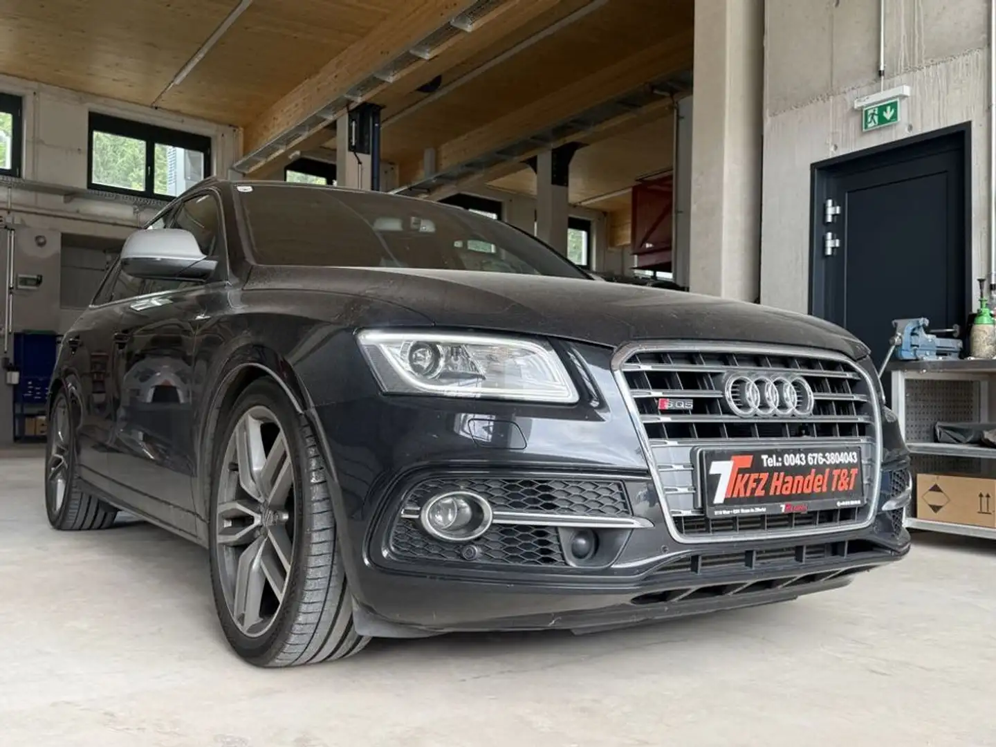 Audi SQ5 3.0 TDI quattro ''H&R'' Schwarz - 1