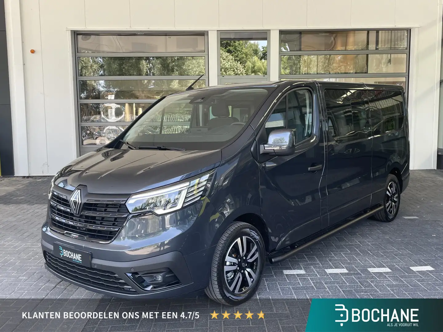 Renault Trafic 2.0 Blue dCi 170 DC T30 L2H1 Anniversary | BPM vri Grijs - 1