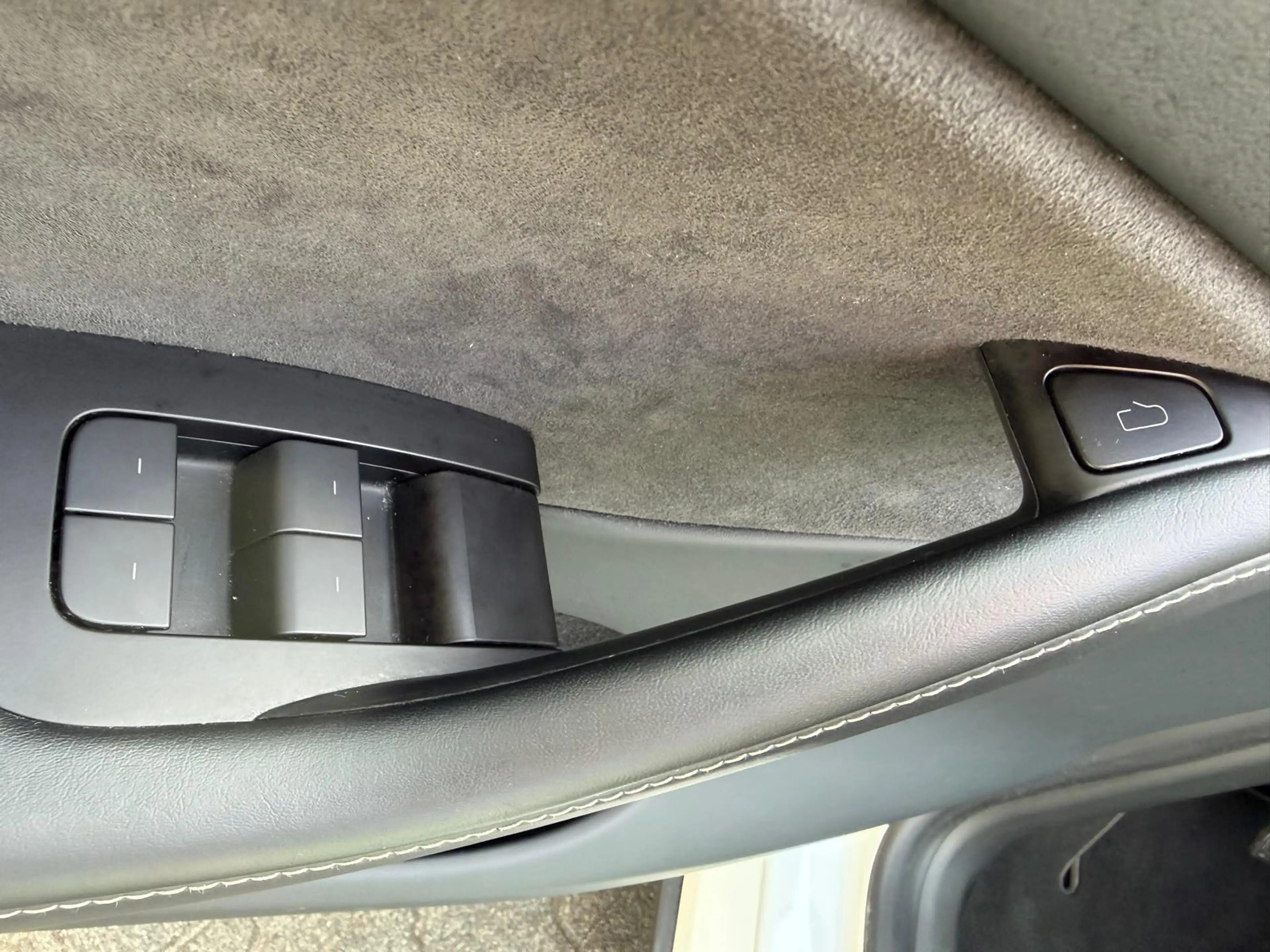 Tesla Model Y LR Dual AWD PANO+STDHZ+NAVI+LED+ACC+19+ — photo 15