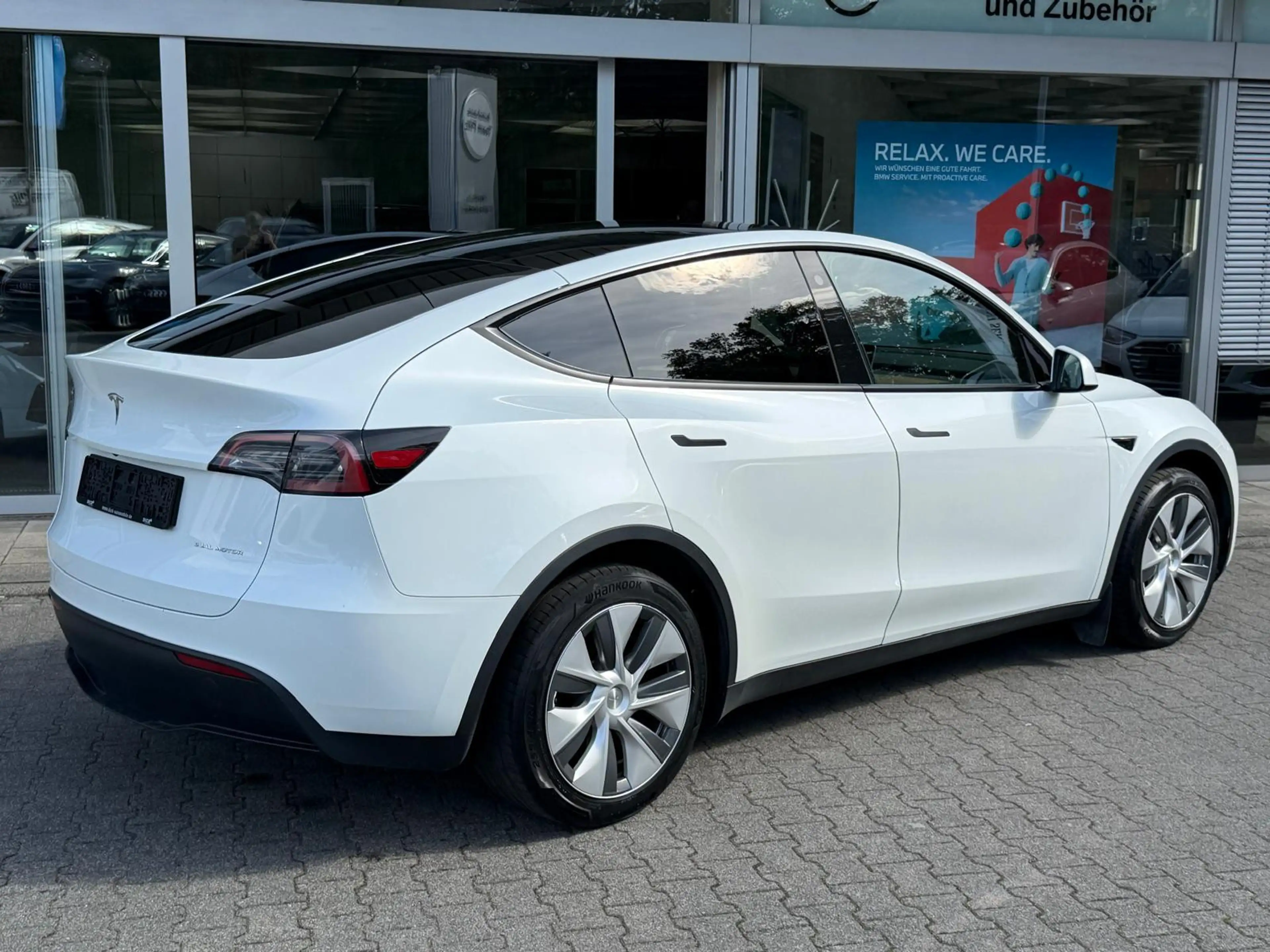 Tesla Model Y LR Dual AWD PANO+STDHZ+NAVI+LED+ACC+19+ — photo 9