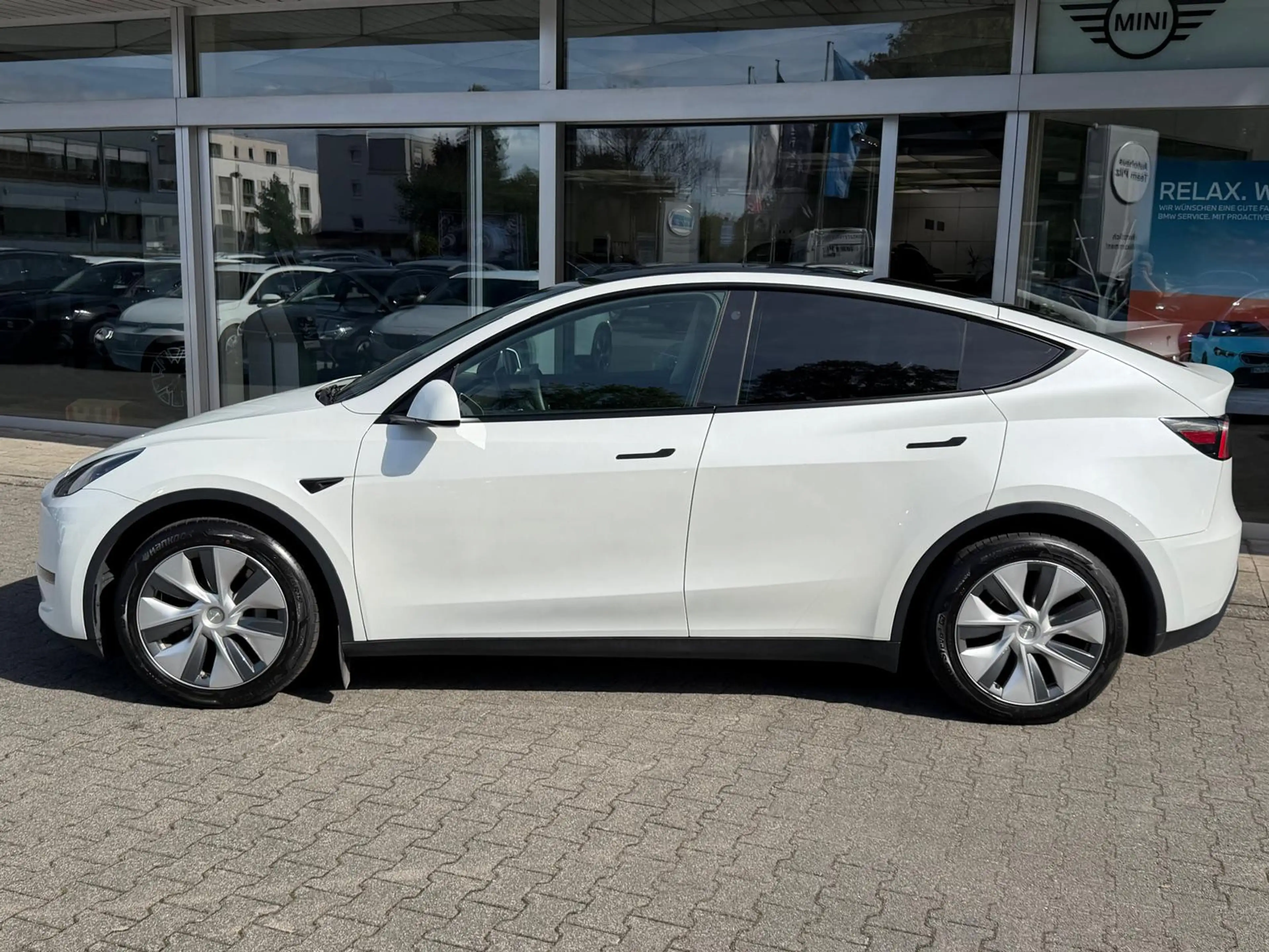 Tesla Model Y LR Dual AWD PANO+STDHZ+NAVI+LED+ACC+19+ — photo 6