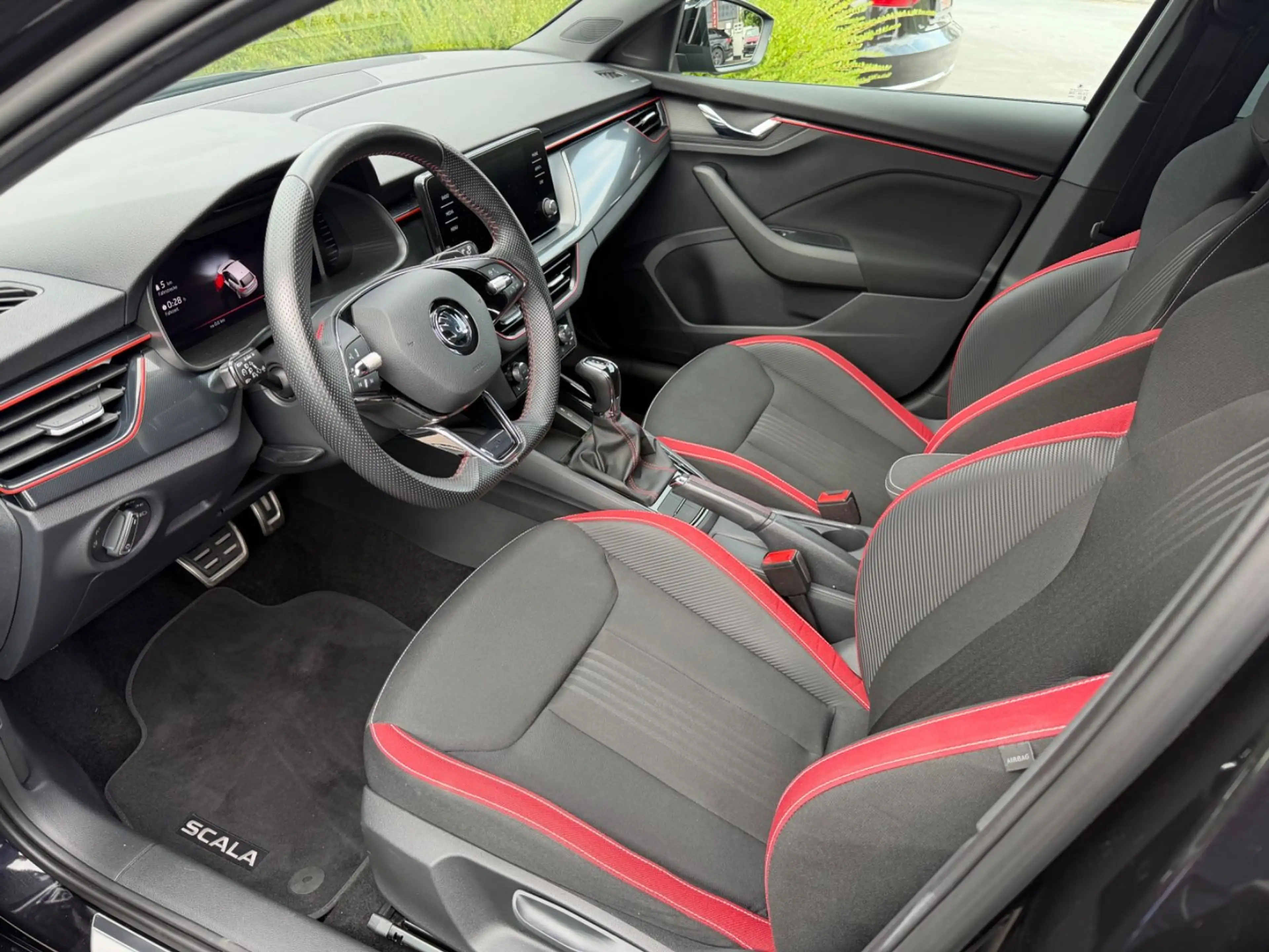 Skoda Scala Monte Carlo Pano Kamera LED CarPlay uvm. — photo 7