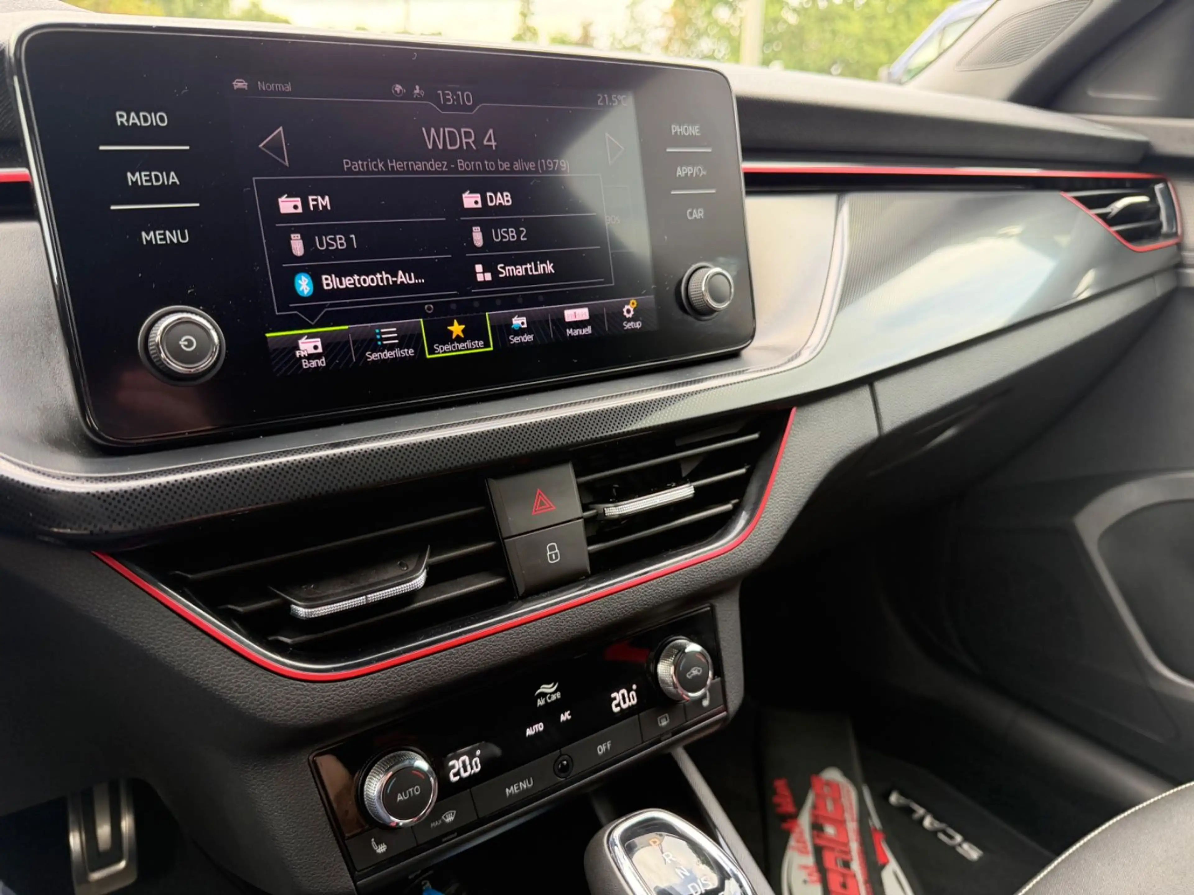 Skoda Scala Monte Carlo Pano Kamera LED CarPlay uvm. — photo 13