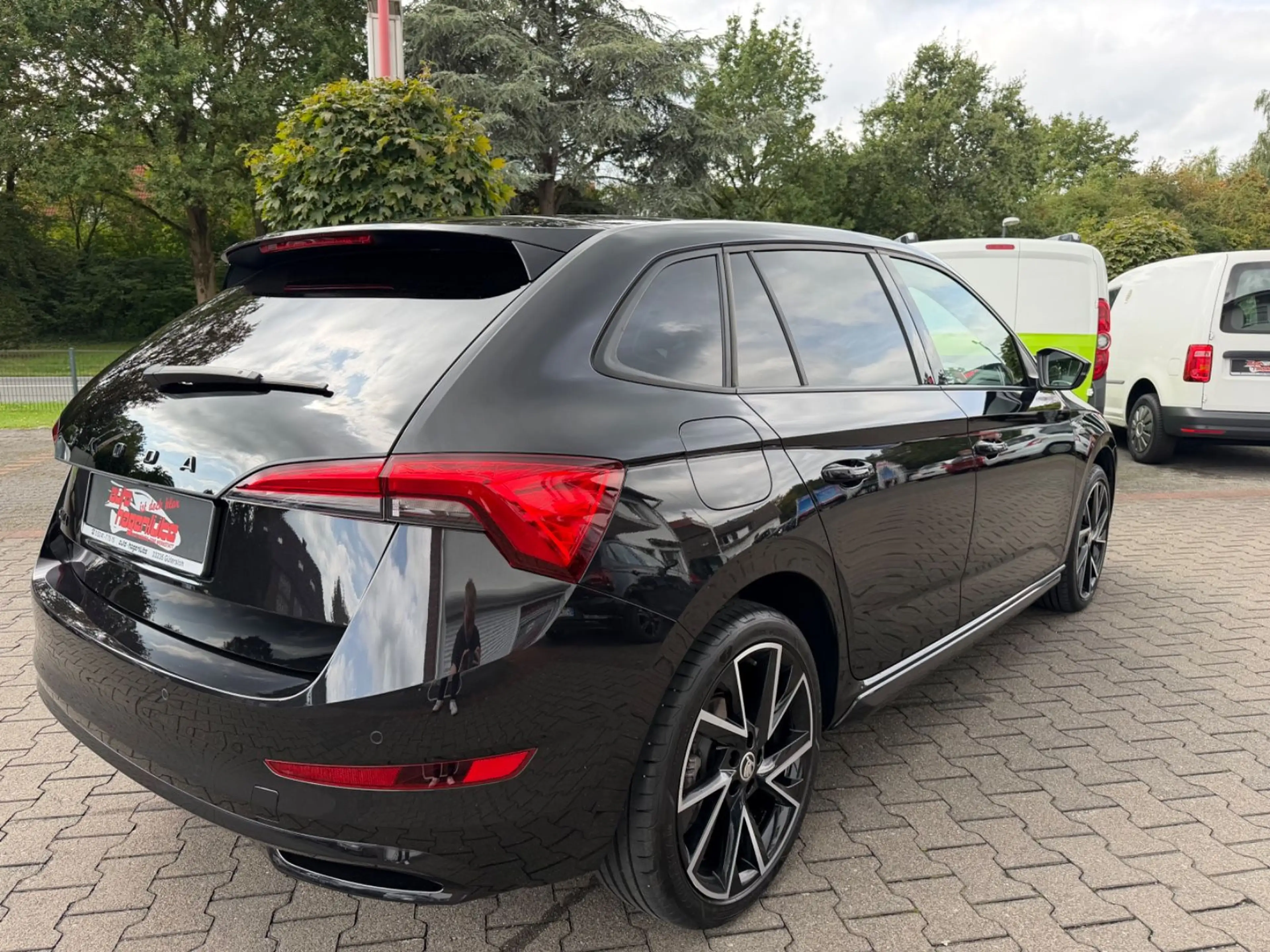 Skoda Scala Monte Carlo Pano Kamera LED CarPlay uvm. — photo 5