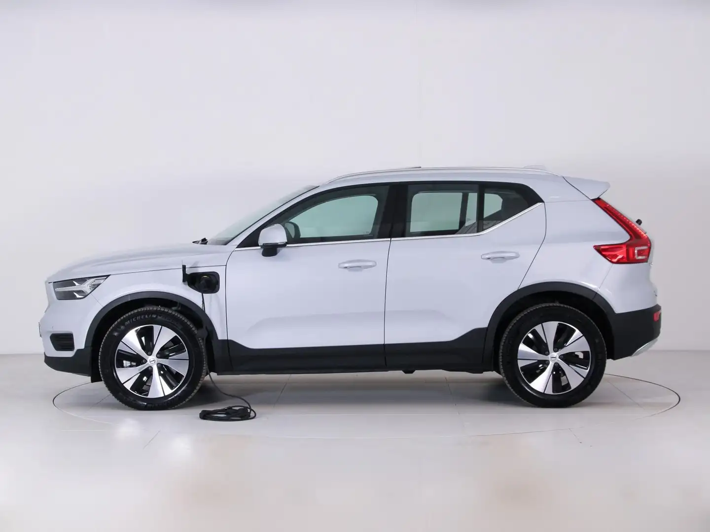 Volvo XC40 XC40 T4 PLUG IN PHEV INSCRIPTION EXPRESSION Argento - 2