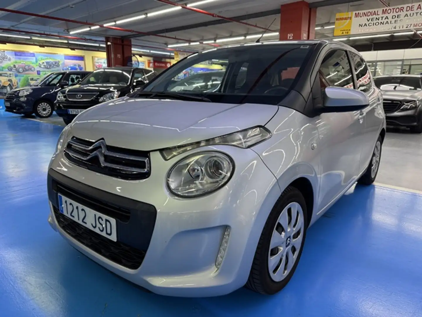 Citroen C1 1.2 PureTech Feel Gris - 1
