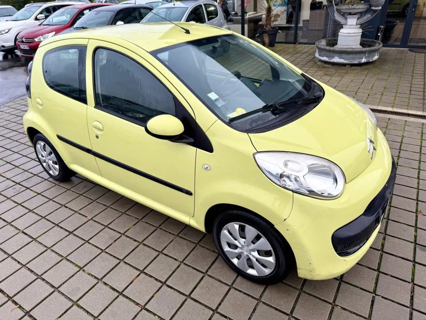 Citroen C1 1.0I SENSODRIVE PACK Geel - 2