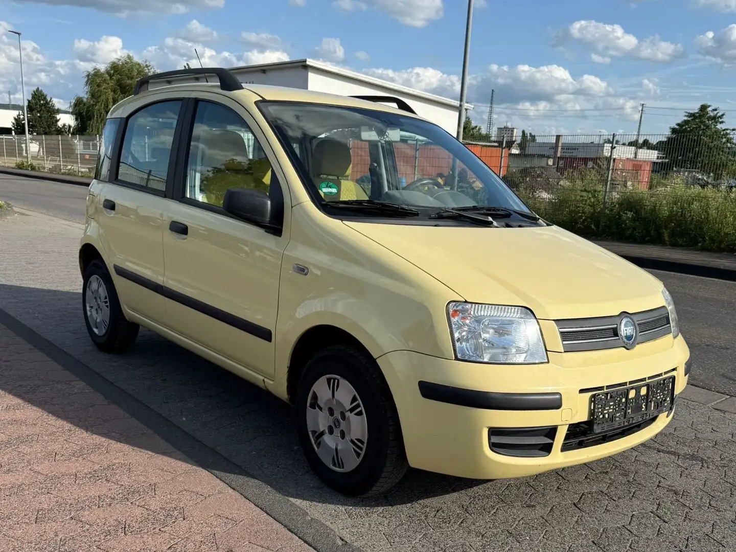 Fiat Panda 1.2 Dynamic Gelb - 1