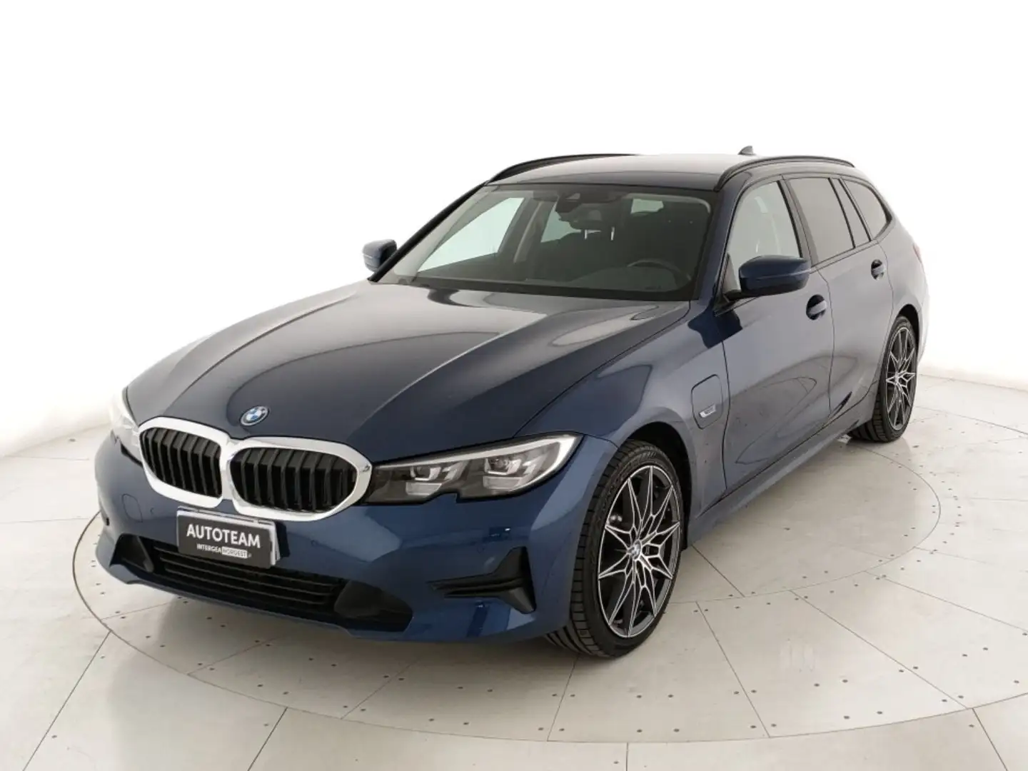 BMW 330 Serie 3 330e Touring xdrive Business Advantage aut Blu/Azzurro - 1