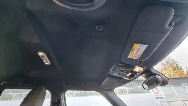 Mini Clubman view 14