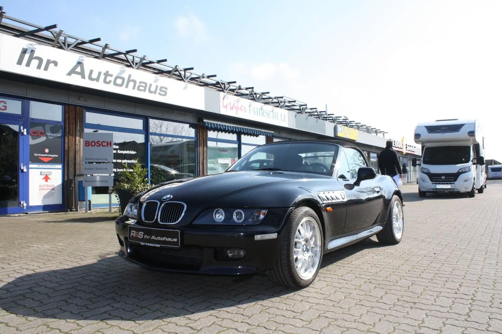 BMW Z3 Roadster 1.8 Schwarz - 1