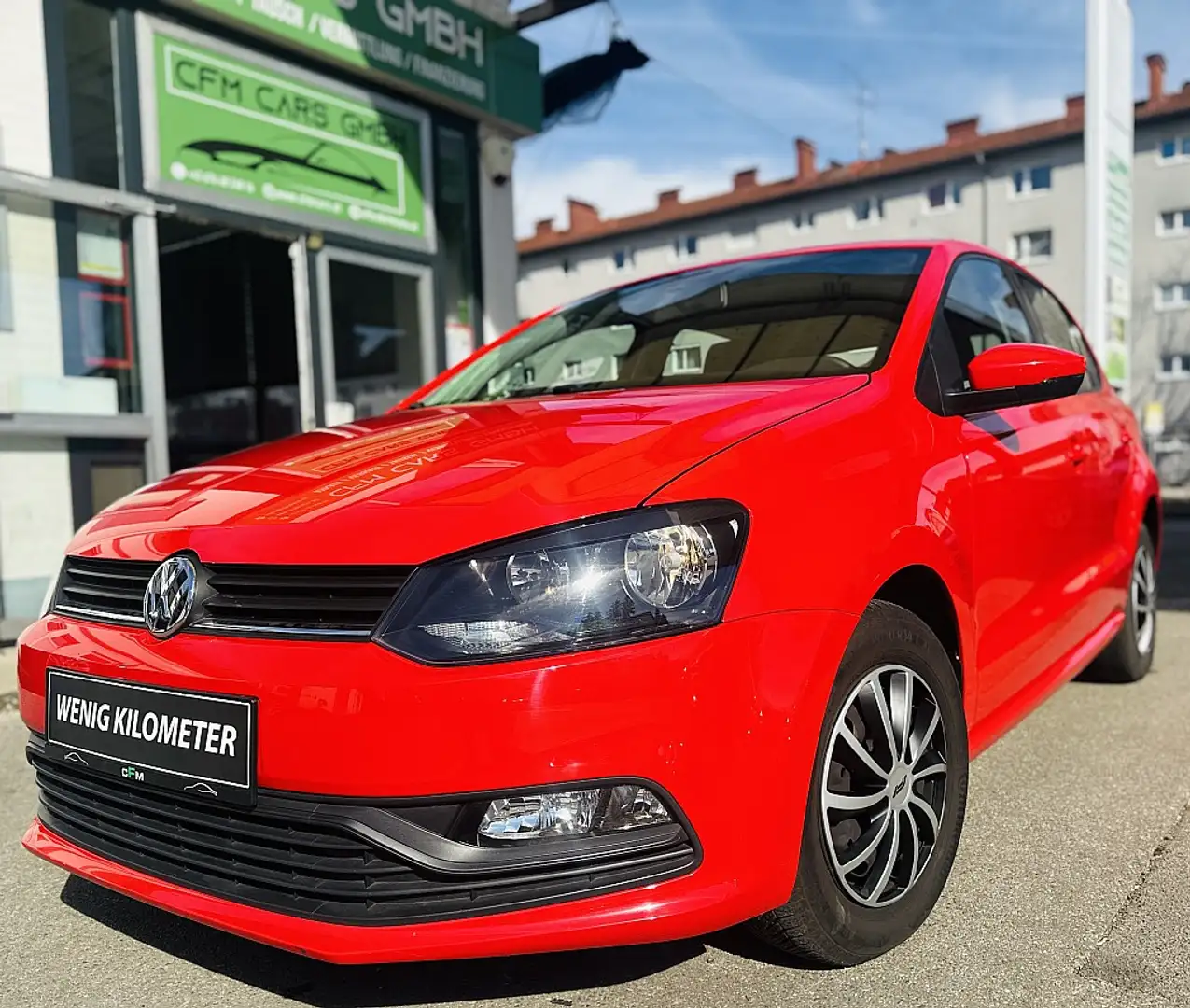 Volkswagen Polo Trendline 1,0 BMT Rojo - 2