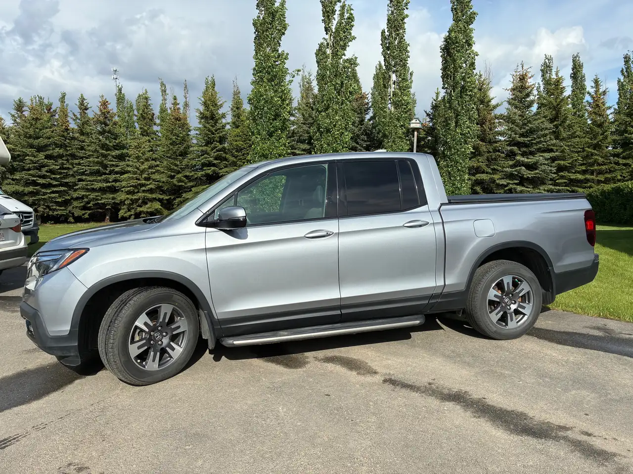 Honda Ridgeline photo Honda Ridgeline