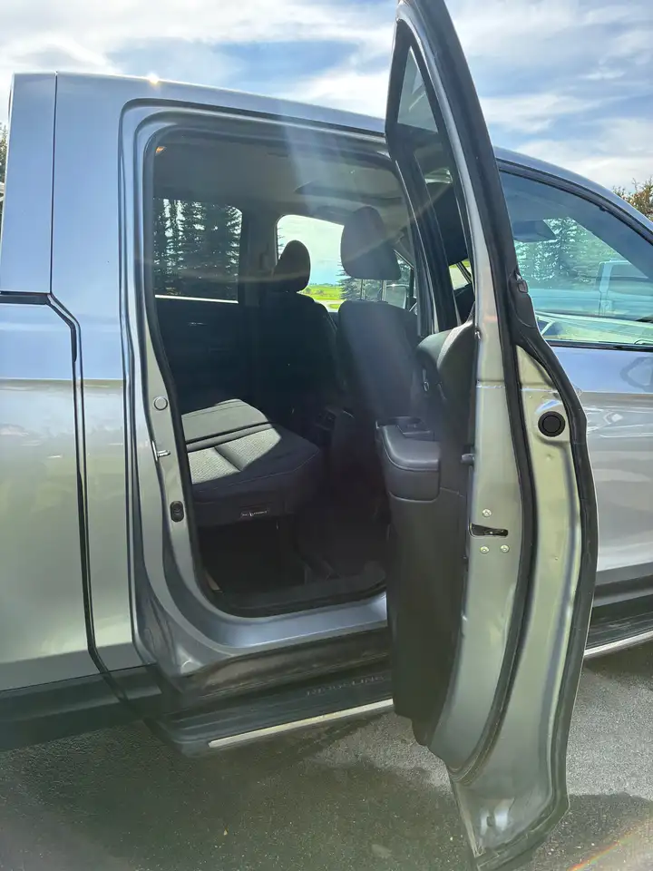 Honda Ridgeline photo Honda Ridgeline