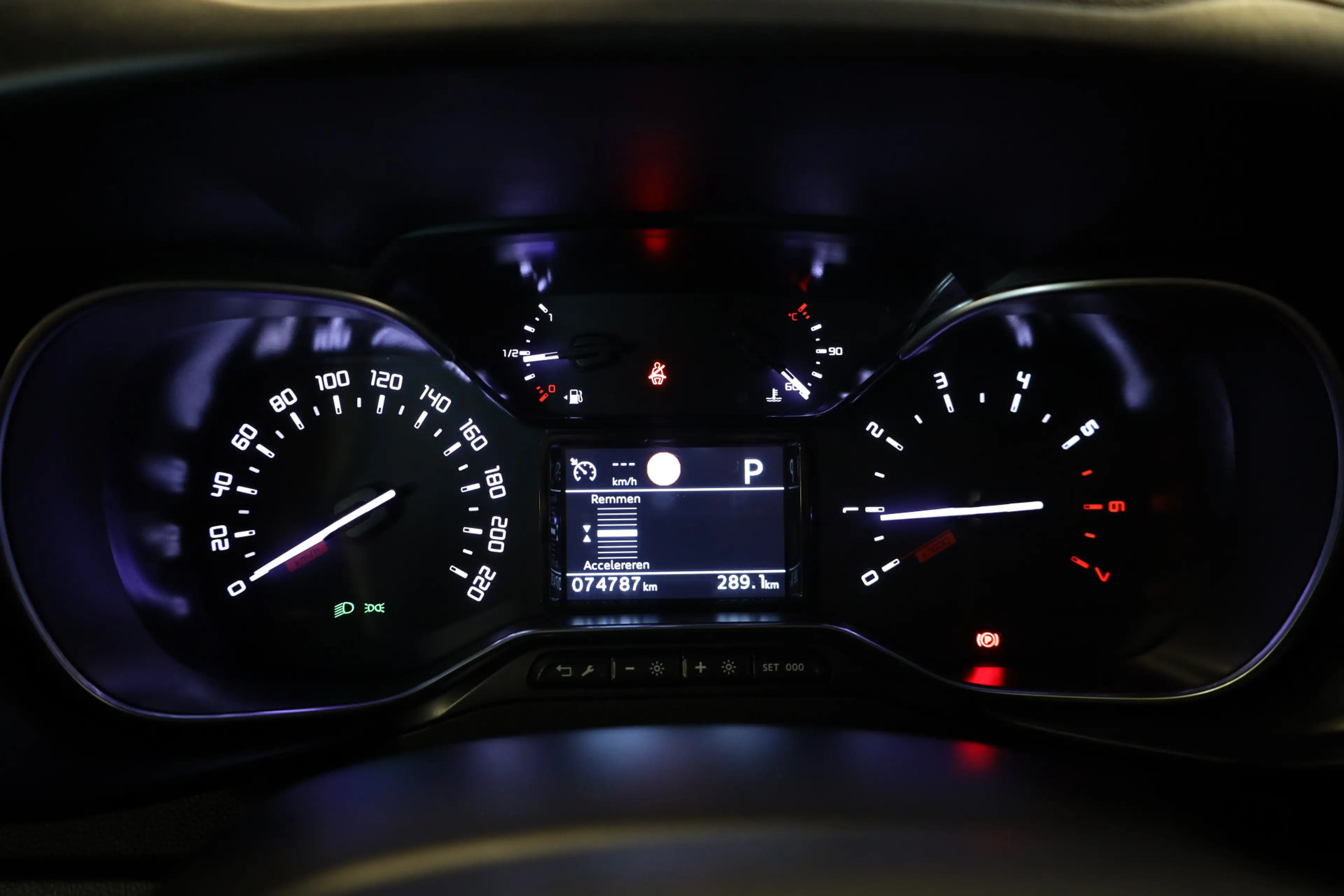 Citroen Berlingo PT 130 Shine Automaat-8 Trekhaak | Navi | Camera | — photo 23