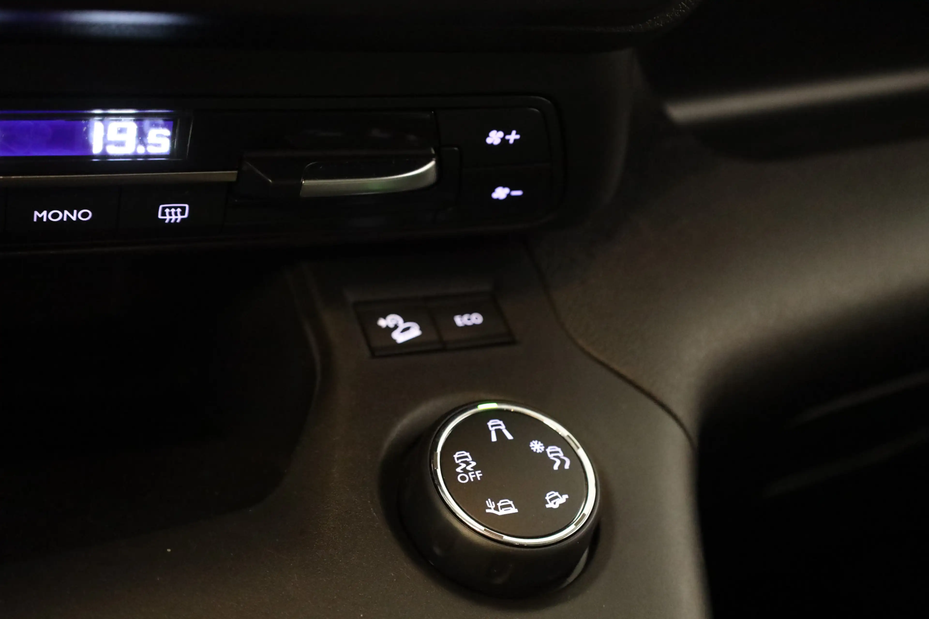 Citroen Berlingo PT 130 Shine Automaat-8 Trekhaak | Navi | Camera | — photo 7