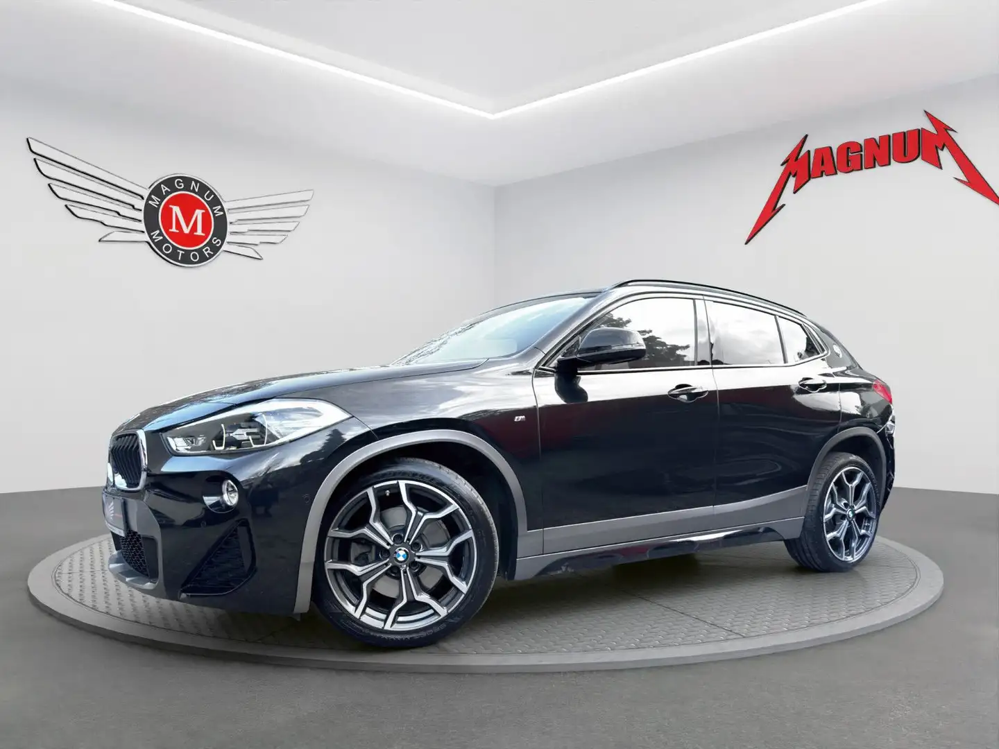 BMW X2 20i SD M SPORT X *Aut.*Navi*Temp.* Schwarz - 2