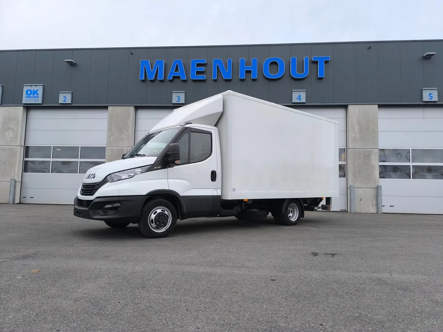 Iveco Daily 35C14H | 2022 | 46.250km | 12m Garantie Blanc - 1