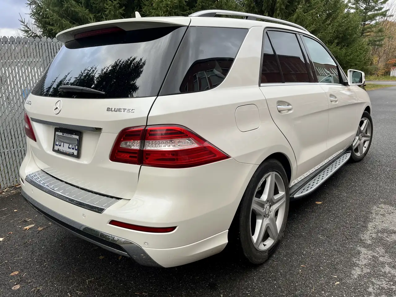 Mercedes-Benz M-Class снимка Mercedes-Benz M-Class