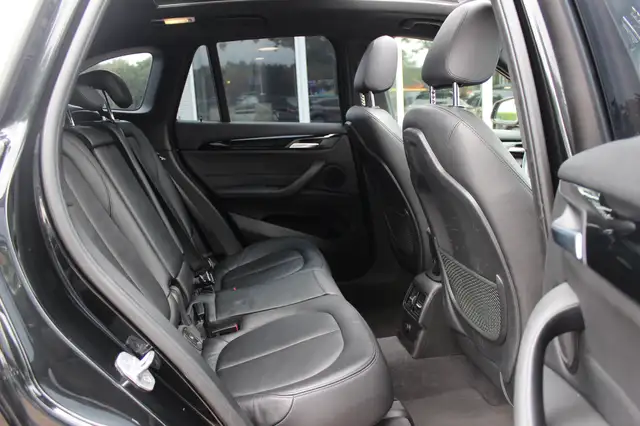 BMW X1 view 12