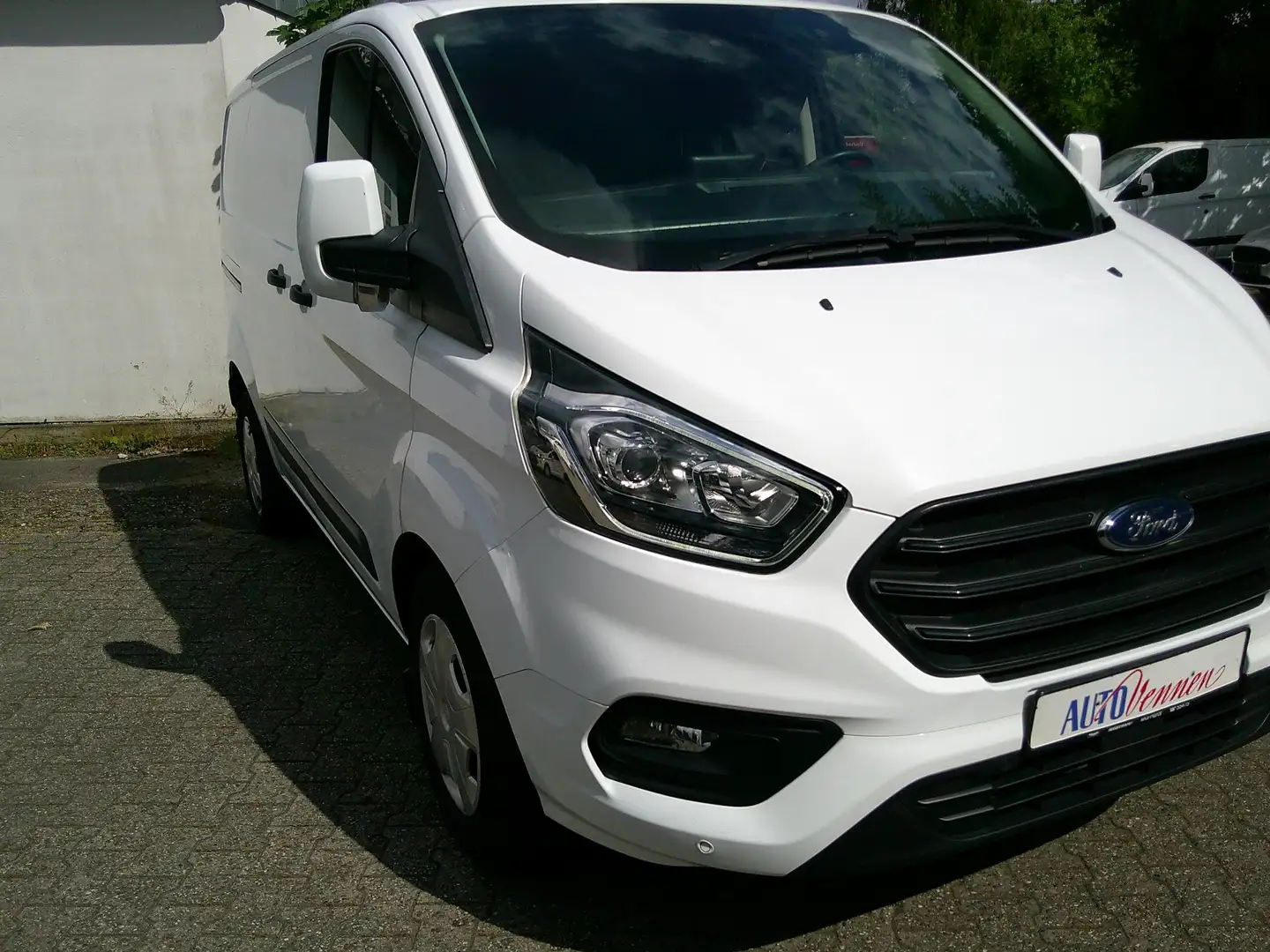 Ford Transit Custom 320 L1 Trend Weiß - 2