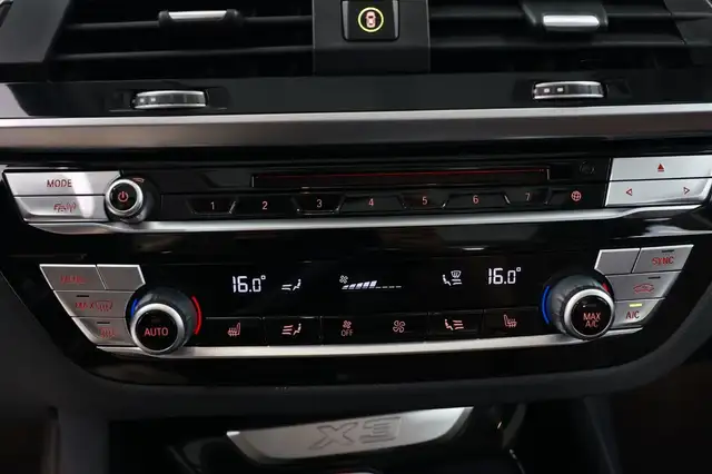 BMW X3 view 19