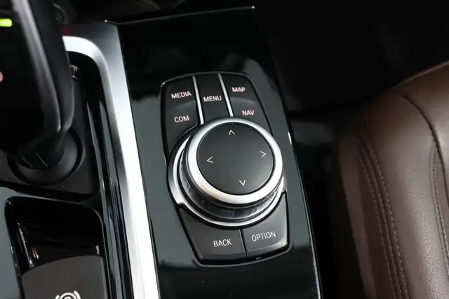 BMW X3 view 22