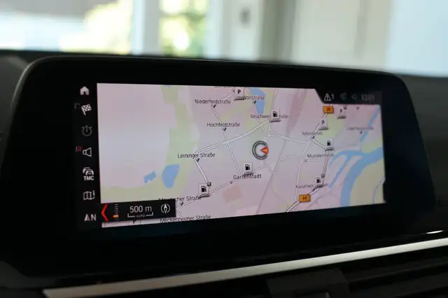 BMW X3 view 18