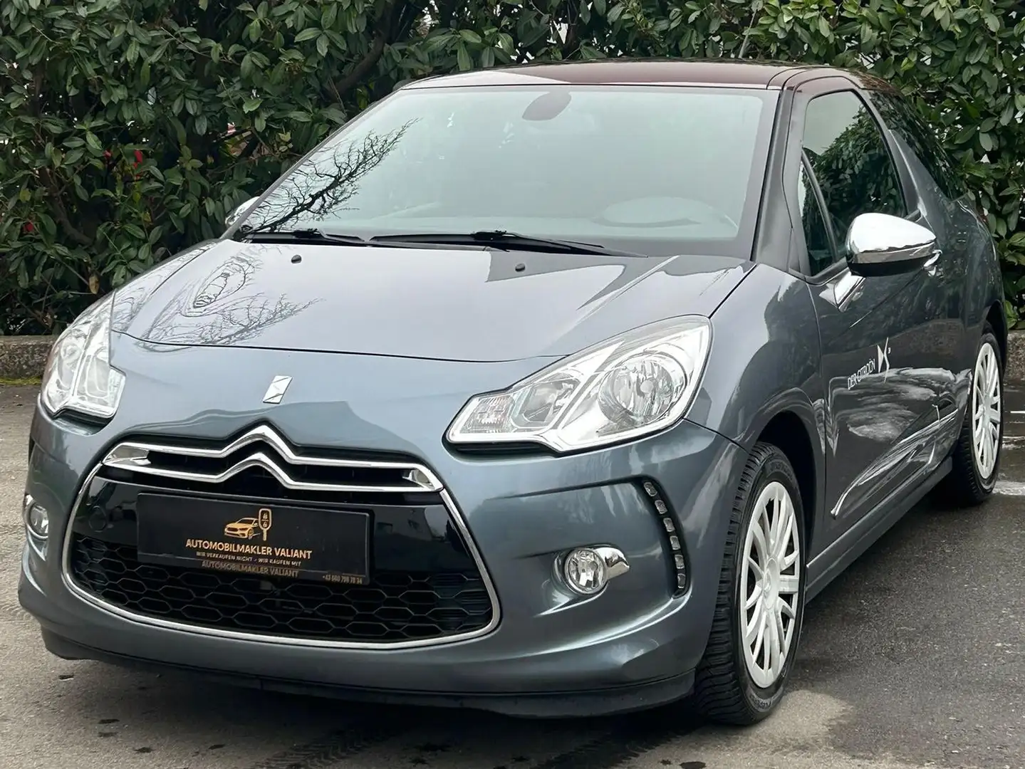 Citroen DS3 DS3 1,6 16V VTi So Chic Airdream So Chic Airdream Grau - 1