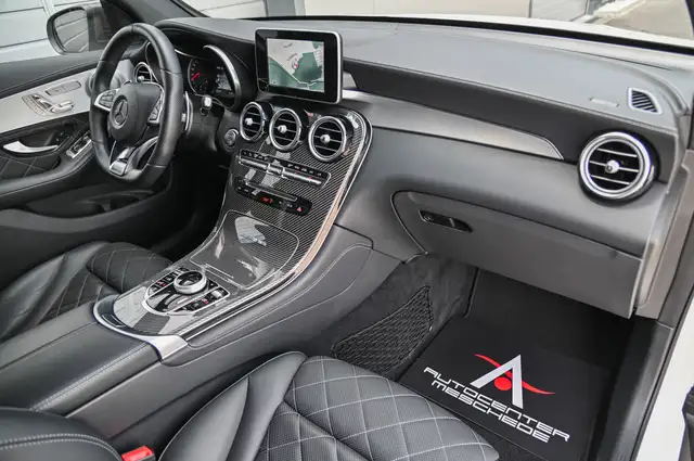 Mercedes-Benz GLC Class view 11