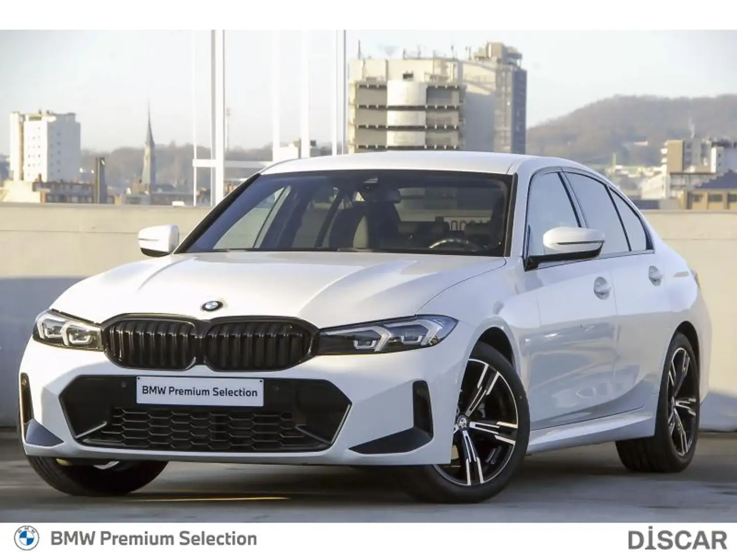 BMW 318 Kit M Sport 318i Berline Kit M Sport Weiß - 1