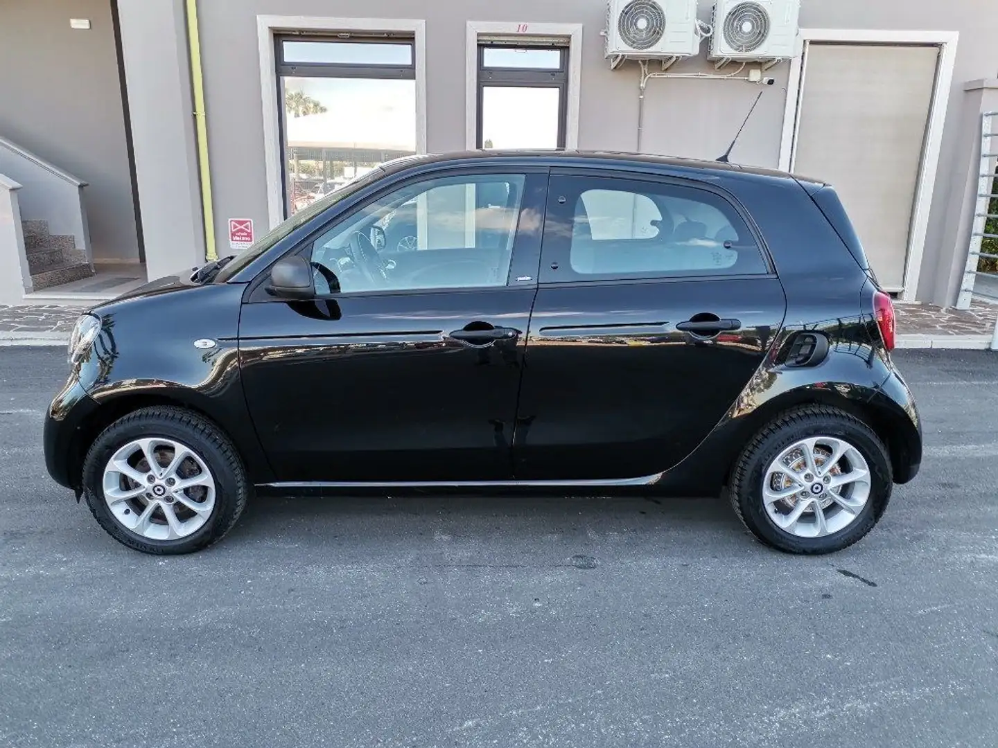 smart forFour 70 1.0 Passion Schwarz - 2