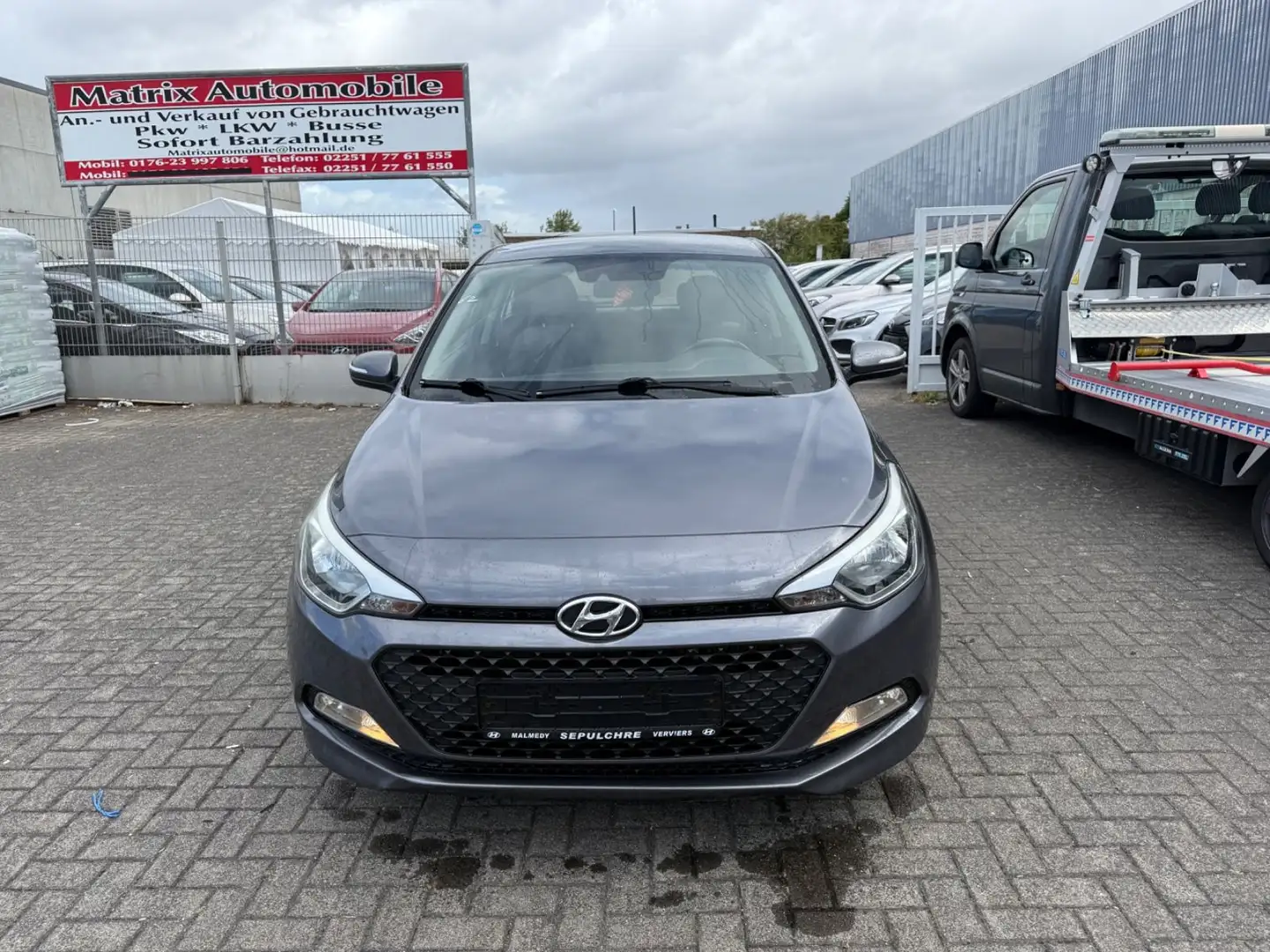 Hyundai i20 Basis,Klima,Navi,Kamera,Euro6 Grau - 2