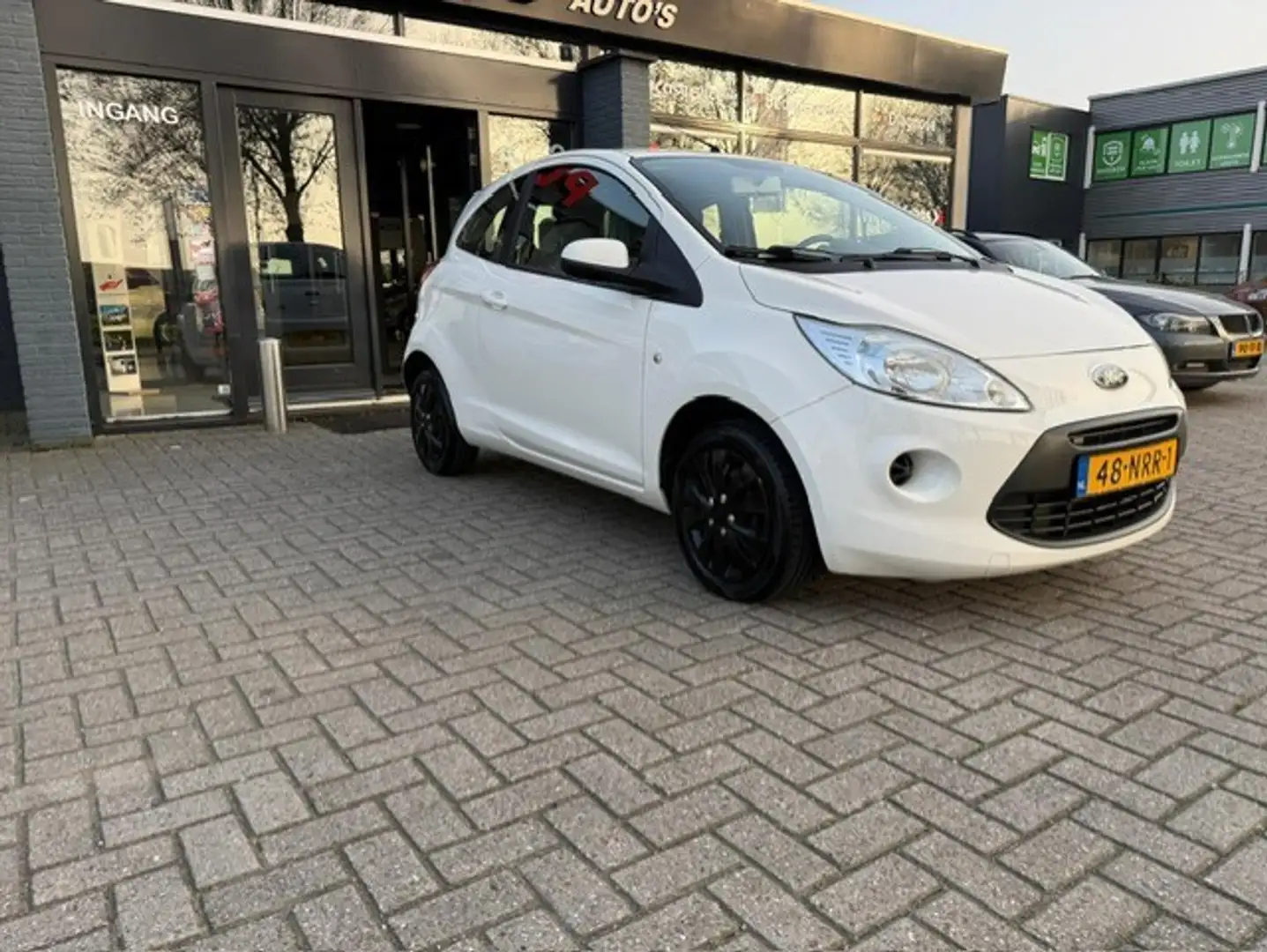 Ford Ka/Ka+ 1.2 Cool&Sound Blanco - 2