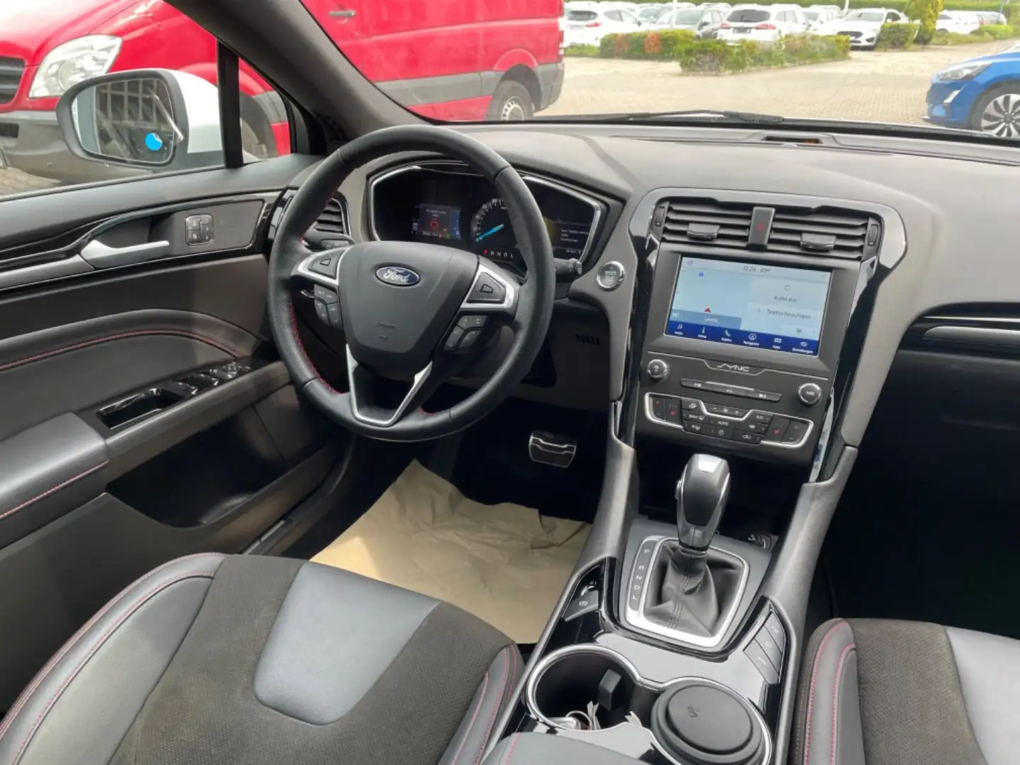 Ford Mondeo Kombi ST Line MHEV188 Navi/DAB/WiPa/Pano Weiß - 2