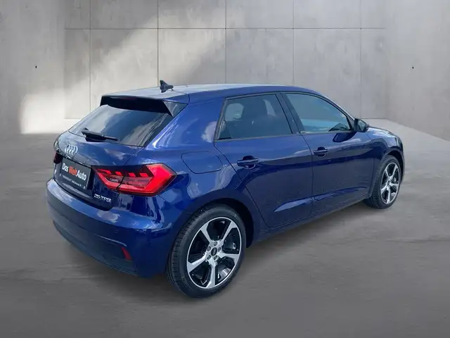 Audi A1 view 5