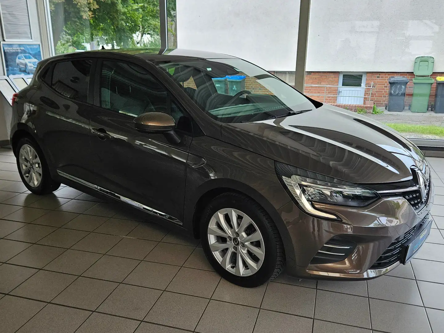 Renault Clio Experience Bronze - 2
