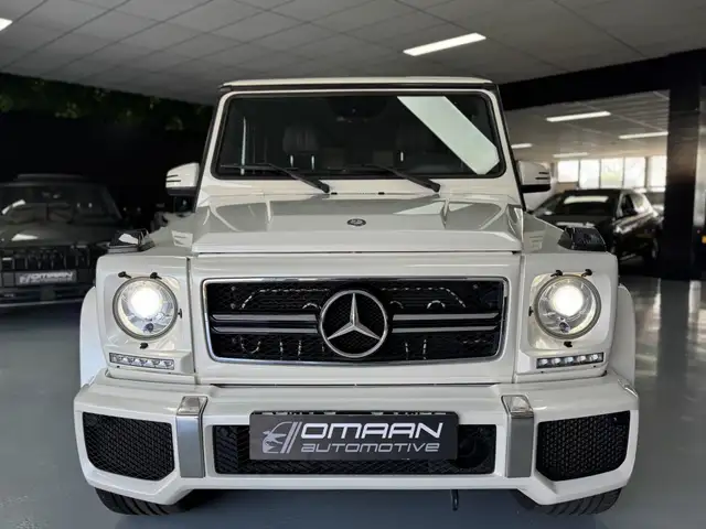 Mercedes-Benz G-Class view 4