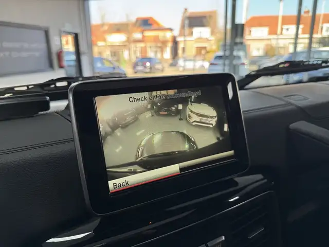 Mercedes-Benz G-Class view 12